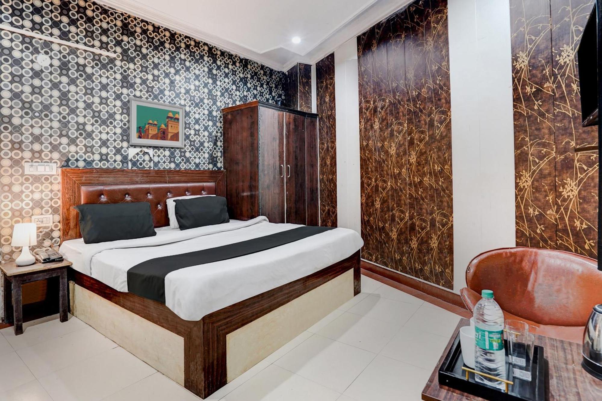 Super Hotel O Bg Hotel Faridabad Luaran gambar